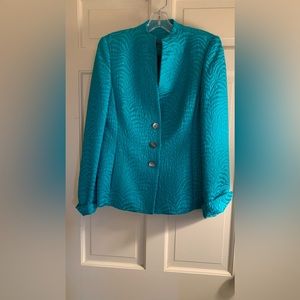 Size 4 NINA MCLEMORE green and turquoise animal print silk jacket